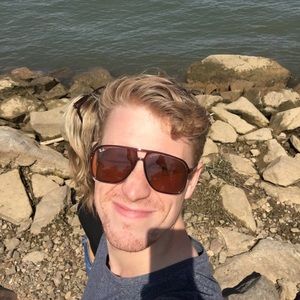 Meet your Posher, Dan